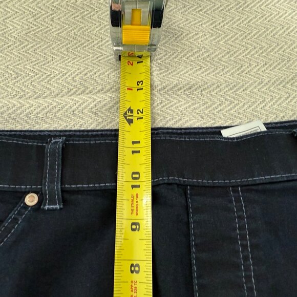 Women's Black Jeans - Picture 9 of 12